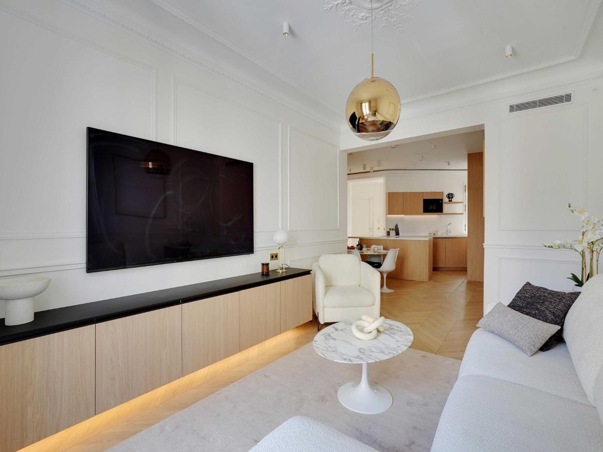 Appartamento Elegant A C 2br 6p 17th Monceau